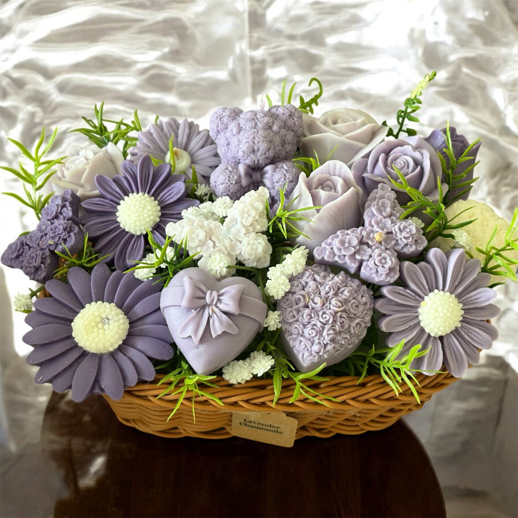 Bouquet Soy Wax Candles/Wax Melts In willow basket